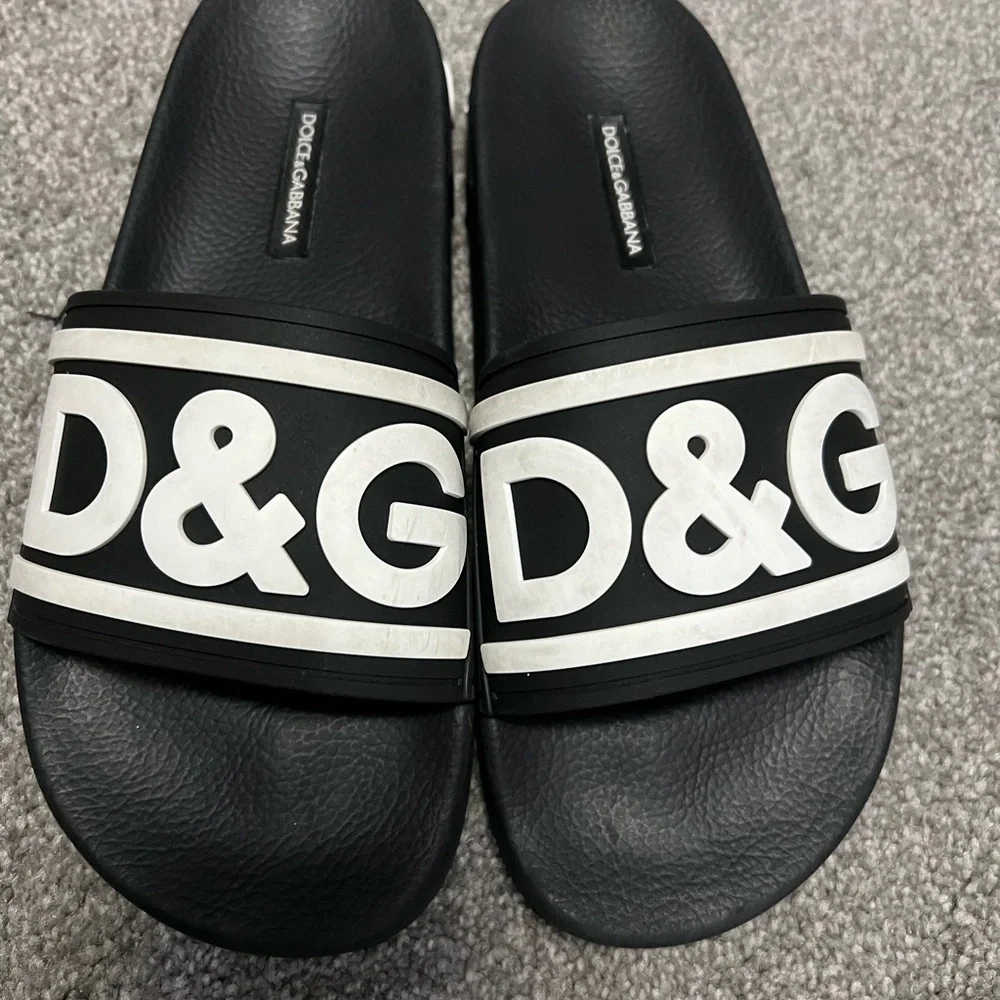 D&G Black & White Logo Slide Sandals - Picture 12 of 14